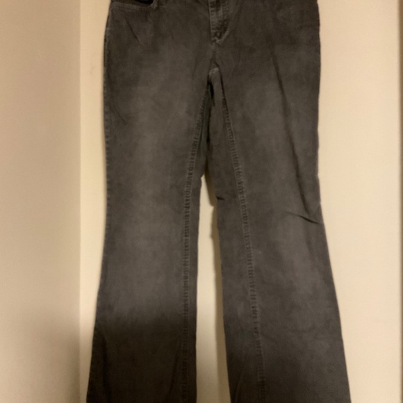 Curvy bootcut cords by Eddie Bauer charcoal size 8 - Picture 2 of 4
